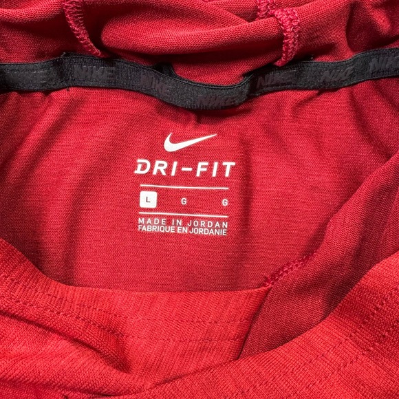 Nike Dri Fit Hoodie Kids L Red Center Logo Graphic Long Sleeve Athletic Pullover - Picture 2 of 8
